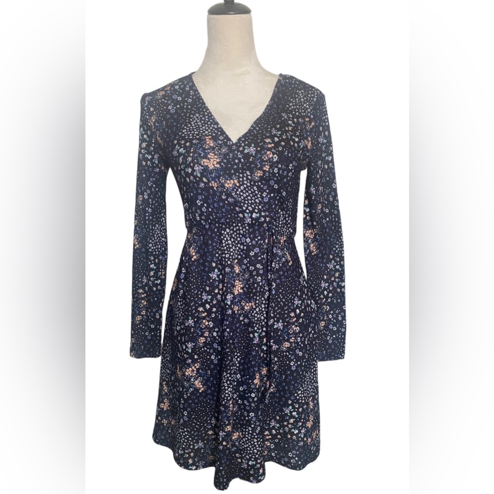 Womens Stitch & Pine dress. Size Small. Pics don’t do it justice. Brand new!!!